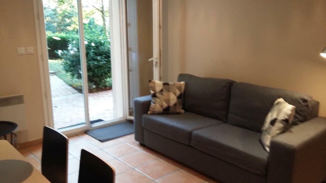 Appartement Dans Propriete Calme En Pleine Nature 沙波尼埃雷斯·莱斯·巴 外观 照片